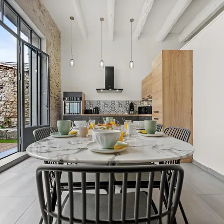 La Colline T4 Clim Patio Stationnement *